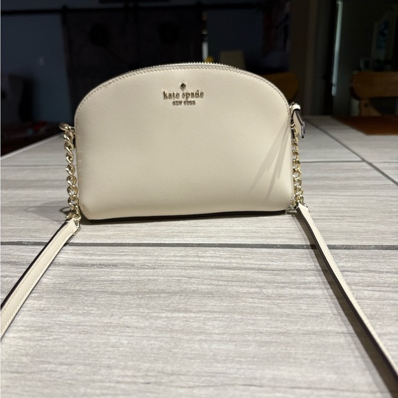 Kate Spade Cream Zip Pouch - Picture 1 of 4